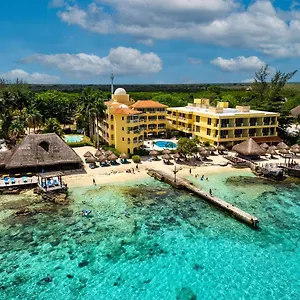 Playa Azul Hotel