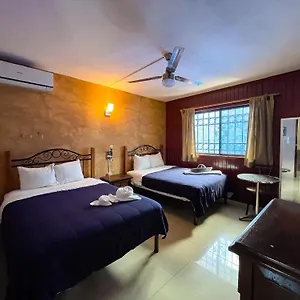 3* מלון La Casona Real
