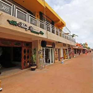 Mary Carmen Hotel
